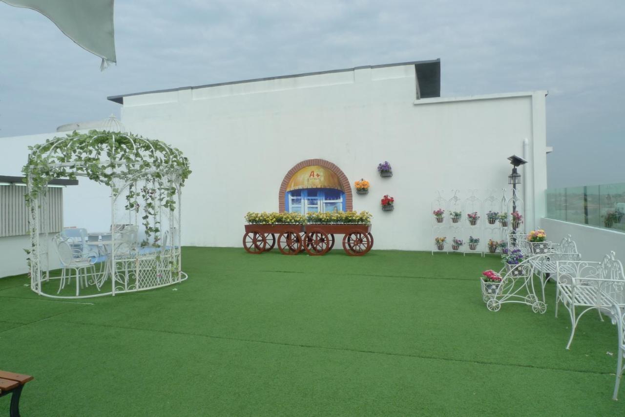 A+ Boutique Hotel Sekinchan Buitenkant foto