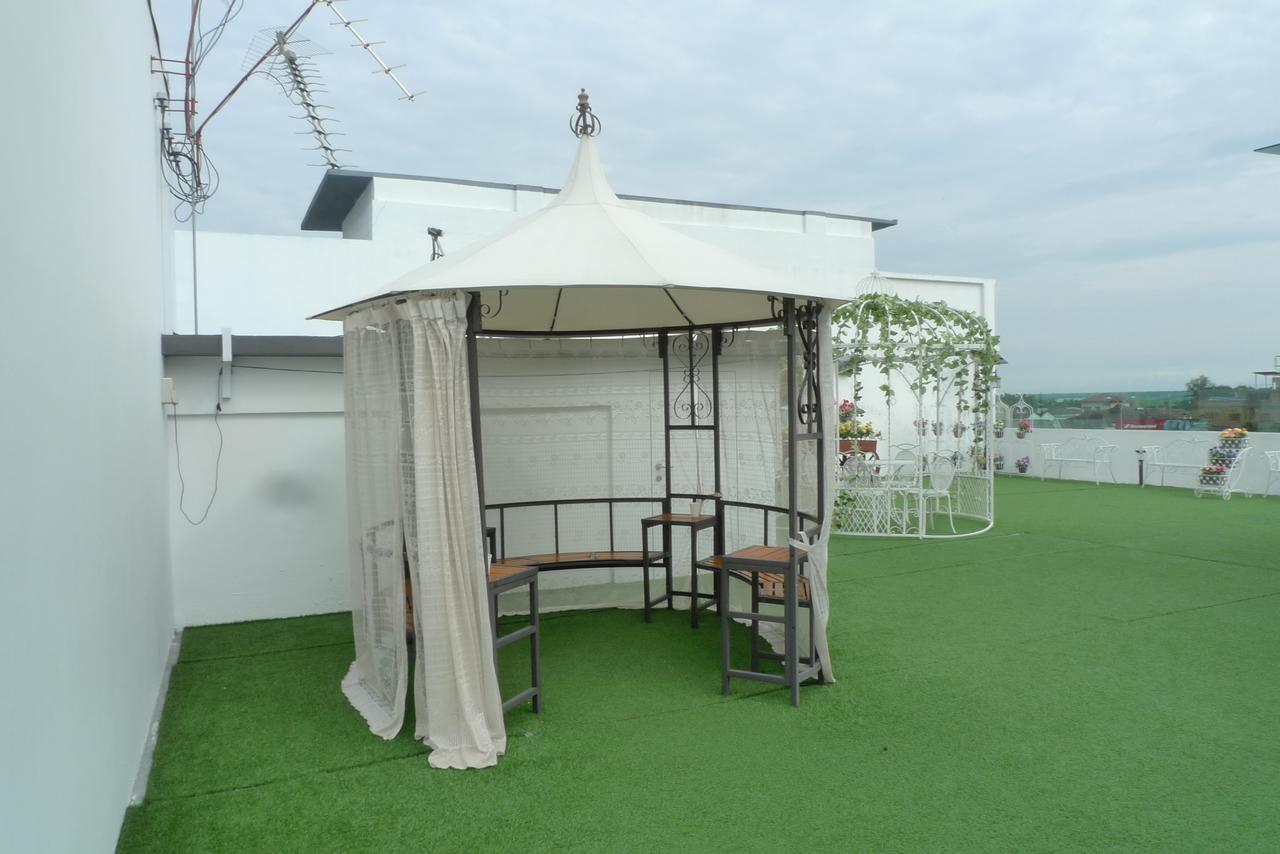 A+ Boutique Hotel Sekinchan Buitenkant foto